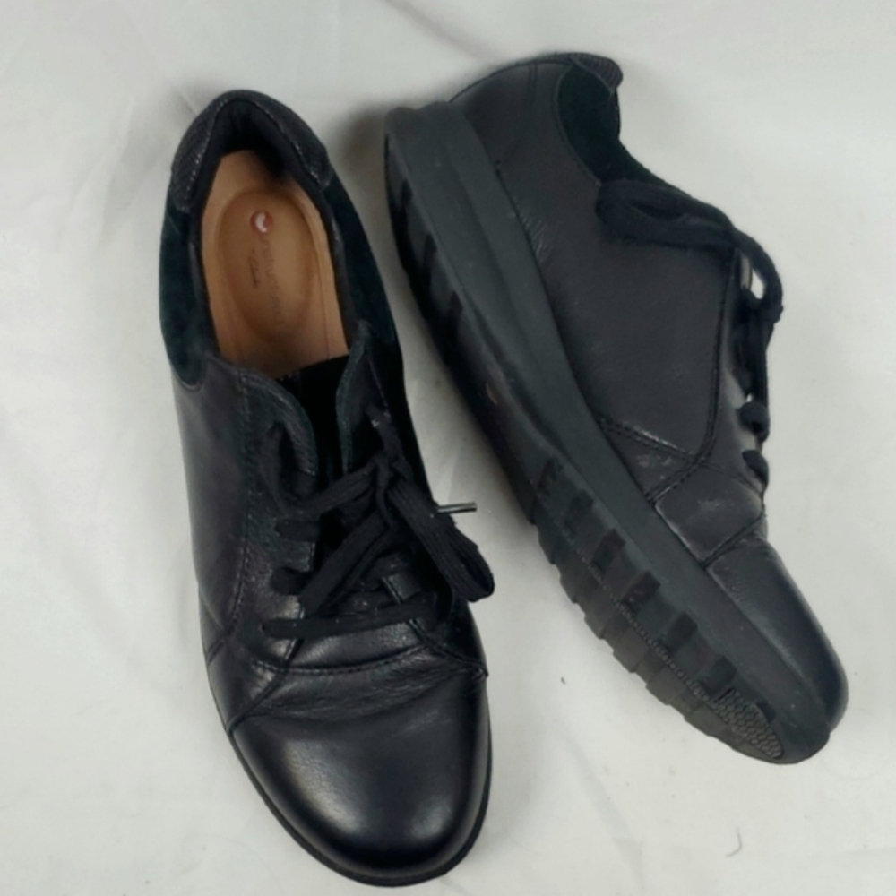 Clarks Unstructured Un Adorn Black Leather Sneaker